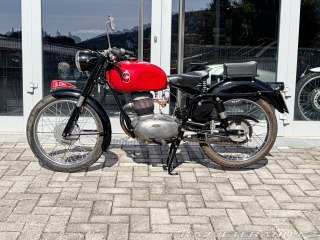   Gilera 150 GRAN TURISMO