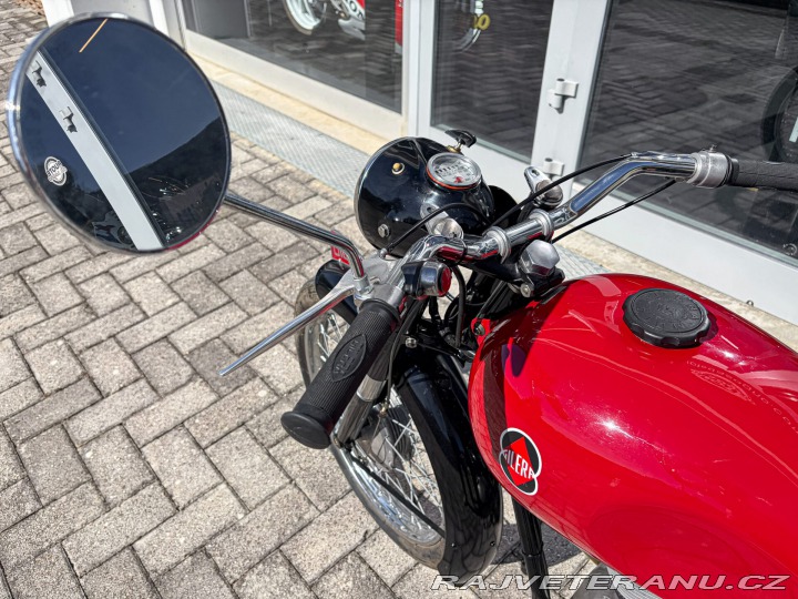 Ostatní značky Ostatní modely Gilera 150 GRAN TURISMO 1956