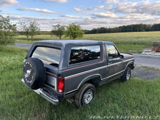 Ford Bronco XLT
