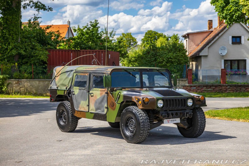Ostatní značky Ostatní modely HMMWV M998 Humvee