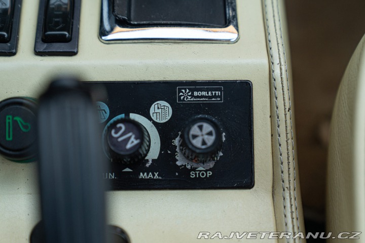 Ferrari 208 GTB TURBO 1982