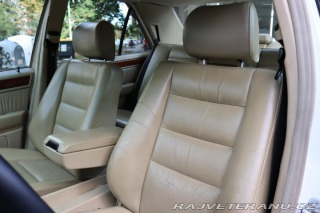 Mercedes-Benz 320 124 W124 320 E Sedan (199 1993