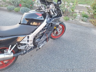 Honda VF Motorka Honda VFR 750 F 1990