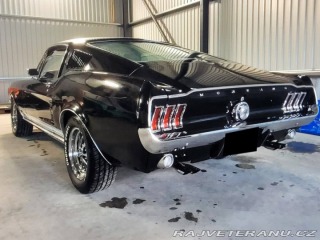 Ford Mustang Fastback 390 GT 1967