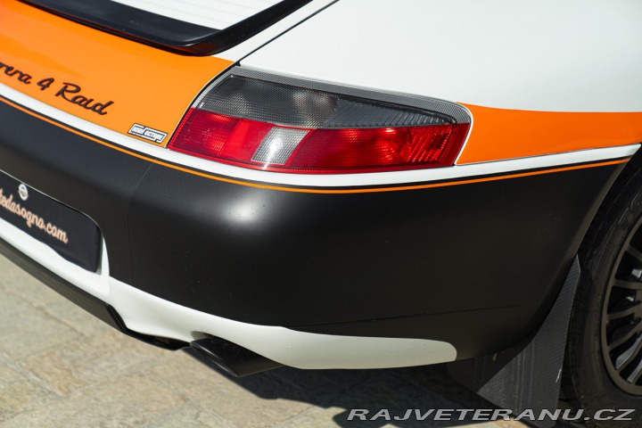 Porsche 911 (996) MK1 CARRERA 4 RAID 1999