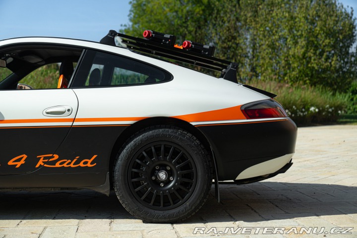 Porsche 911 (996) MK1 CARRERA 4 RAID 1999