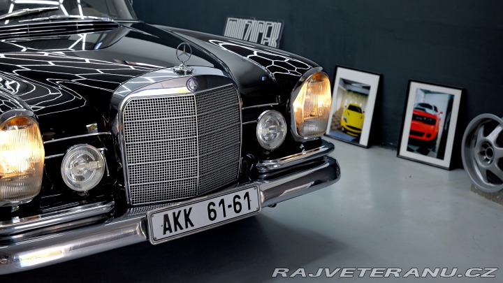 Mercedes-Benz 230 230S | W11 | Heckflosse 1967