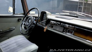 Mercedes-Benz 230 230S | W11 | Heckflosse 1967