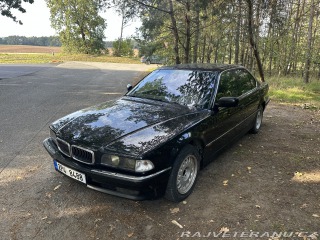 BMW 7 E38 735i manuál