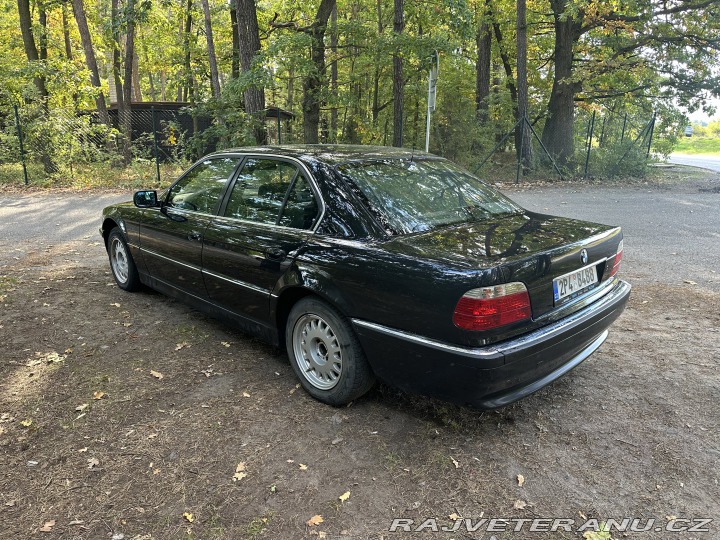 BMW 7 E38 735i manuál 1997