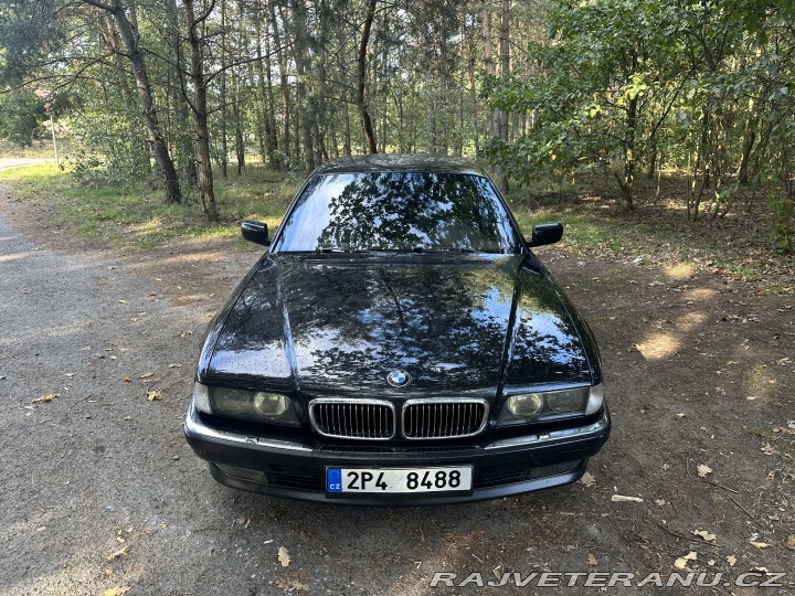 BMW 7 E38 735i manuál 1997