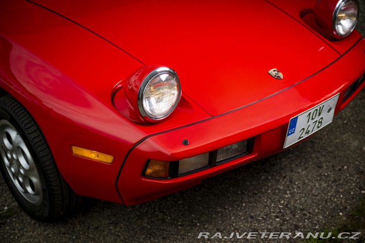 Porsche 928 1979