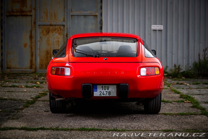 Porsche 928 1979