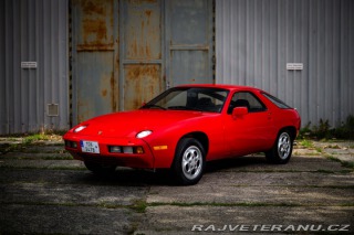 Porsche 928  1979