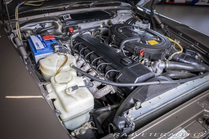 Mercedes-Benz SL 300 (R107) 1986