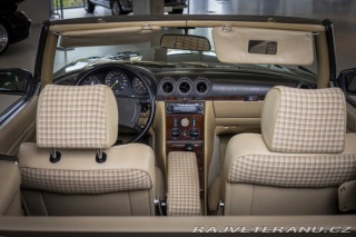 Mercedes-Benz SL 300 (R107) 1986