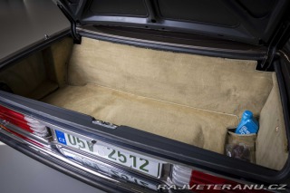 Mercedes-Benz SL 300 (R107) 1986