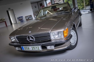 Mercedes-Benz SL 300 (R107) 1986