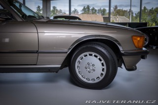 Mercedes-Benz SL 300 (R107) 1986