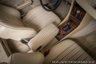 Mercedes-Benz SL 300 (R107) 1986