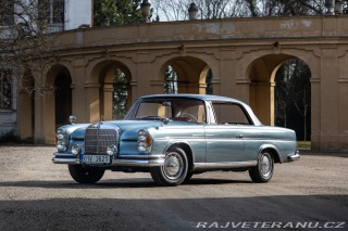 Mercedes-Benz 220 SEb COUPE