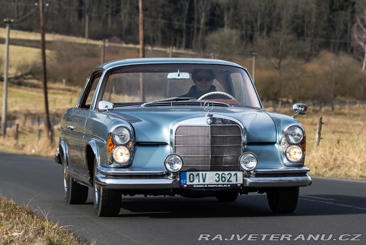 Mercedes-Benz 220 SEb COUPE 1963