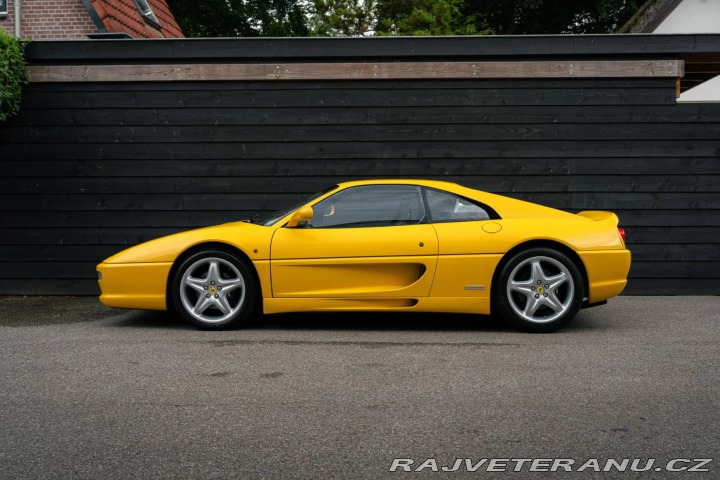 Ferrari 355 F 355 Berlinetta 1995