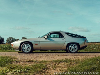 Porsche 928 4.7 S 1983