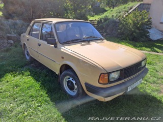 Škoda 105 742 1984