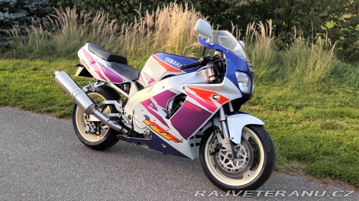 Yamaha Ostatní modely YZF 750 R 1994
