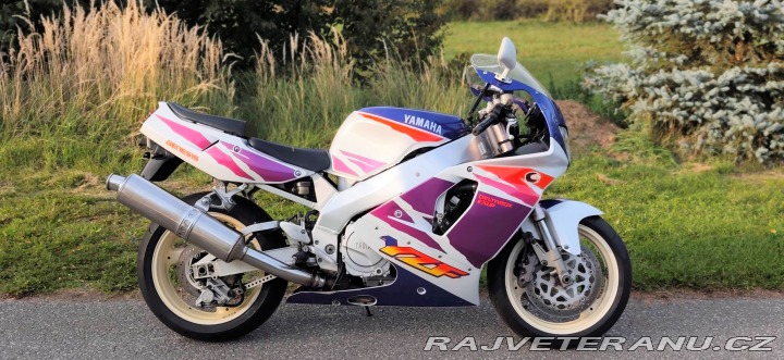 Yamaha Ostatní modely YZF 750 R 1994