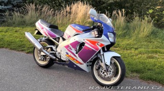 Yamaha Ostatní modely YZF 750 R 1994