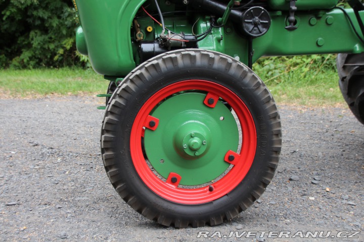 Ostatní značky Ostatní modely Traktor Holder B-12 1959