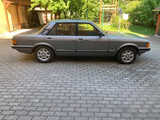 Ford Granada osobní 1982