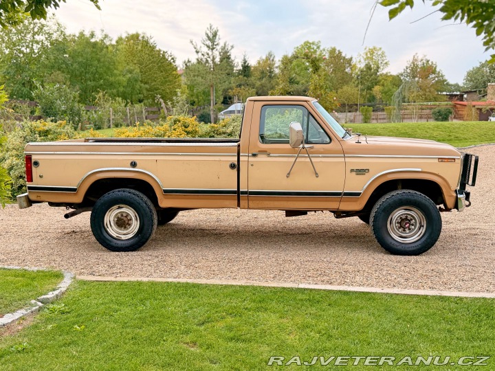 Ford F 250 6.9 V8 Diesel Manuál 1984