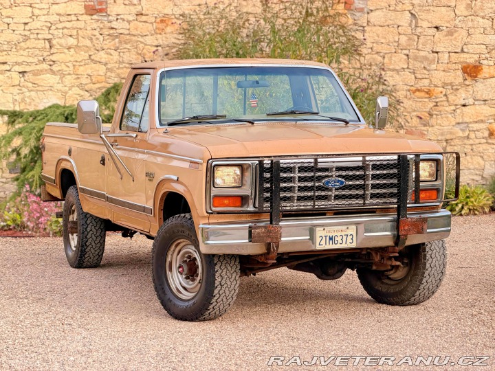 Ford F 250 6.9 V8 Diesel Manuál 1984