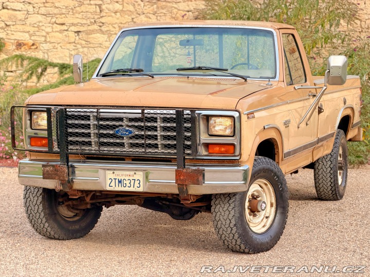 Ford F 250 6.9 V8 Diesel Manuál 1984