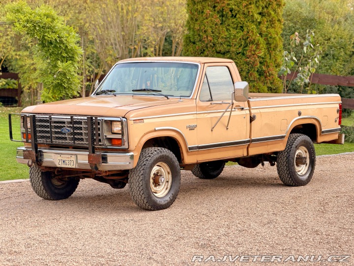 Ford F 250 6.9 V8 Diesel Manuál 1984
