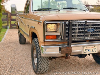 Ford F 250 6.9 V8 Diesel Manuál 1984