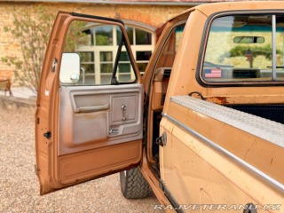 Ford F 250 6.9 V8 Diesel Manuál 1984