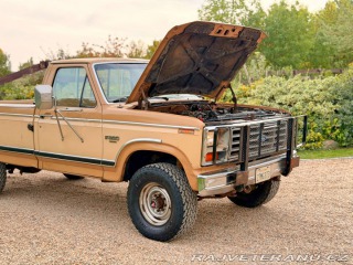 Ford F 250 6.9 V8 Diesel Manuál 1984