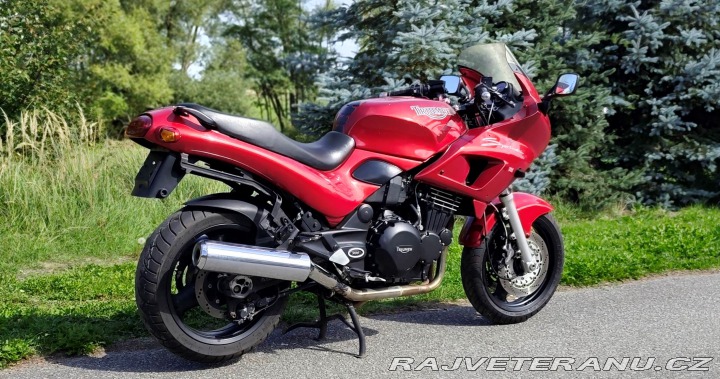 Triumph Ostatní modely Sprint 900 Executive 1998