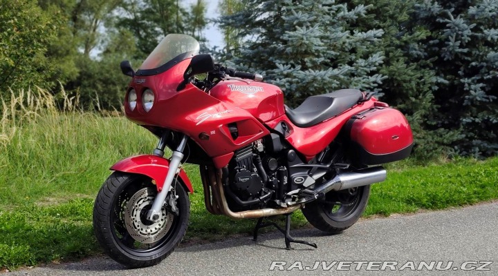 Triumph Ostatní modely Sprint 900 Executive 1998
