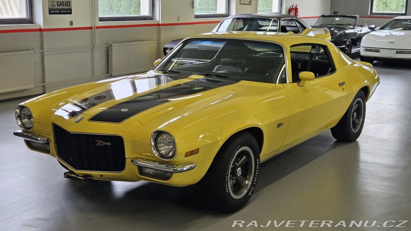 Chevrolet Camaro Z/28 350 4-speed manual