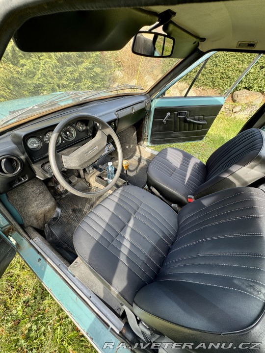Škoda 105 105L s tažným zařízením 1983