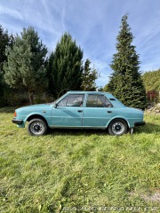 Škoda 105 105L s tažným zařízením 1983