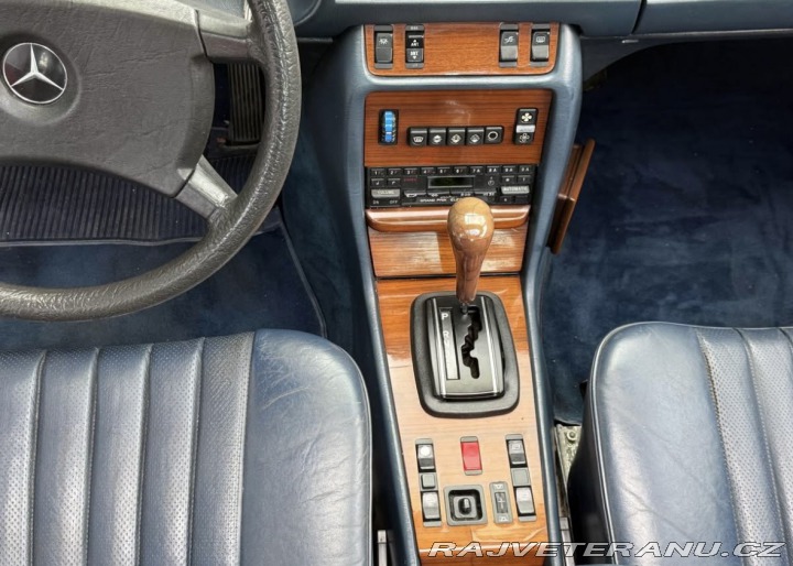 Mercedes-Benz 300 W123 COUPE 300td 1985