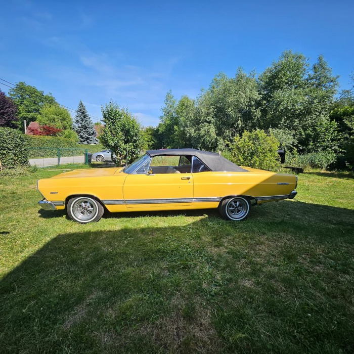 Ford Fairlane 500 Convertible