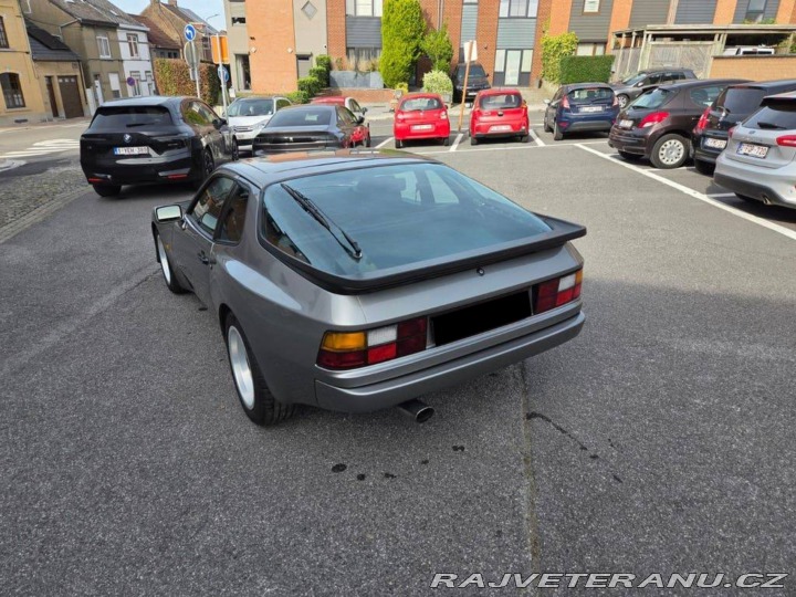 Porsche 944 1986