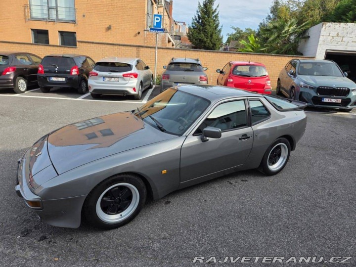 Porsche 944 1986